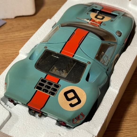 Vintage Revell Creative Masters LTD Ford GT 40 Le Mans 1968 w/‎ COA 1:20 Scale - Picture 10 of 10